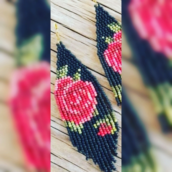 Bead work - Picture 5 of 8